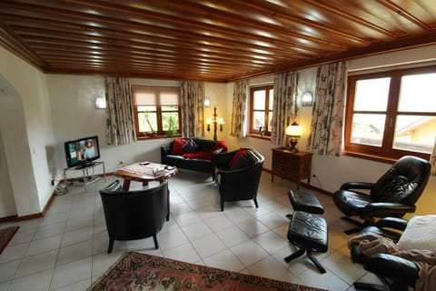 Communal lounge/ TV room, Living room