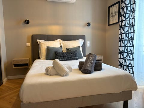 Le Nid Suspendu-insolite-GARAGE-wifi-Clim Apartment in Toulon