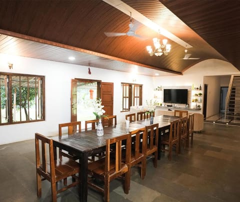 Communal lounge/ TV room, Dining area