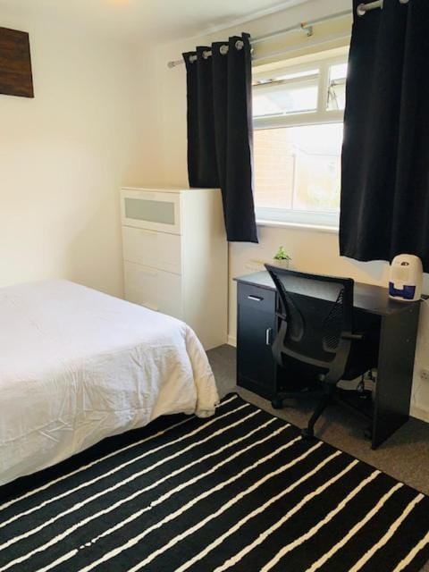 Bramley Fall Park Homestay Vacation rental in Leeds