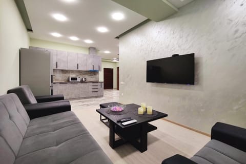 Kitchen or kitchenette, Living room