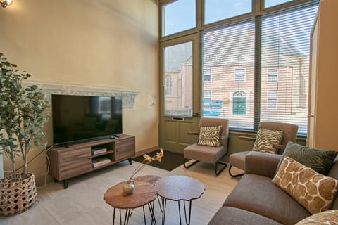 TV and multimedia, Living room