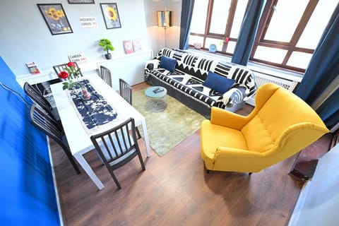 Living room, Seating area, Dining area