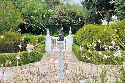 Grey Rabbit Cottage Apartment in Western Cape