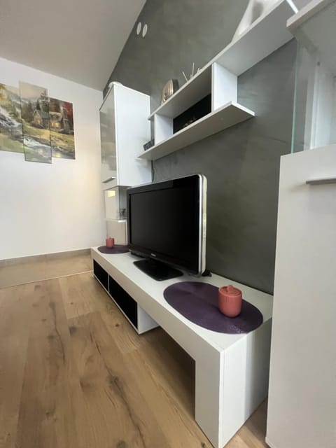 The GREEN FAMILY paradise Apartment in Zlatibor District, Serbia