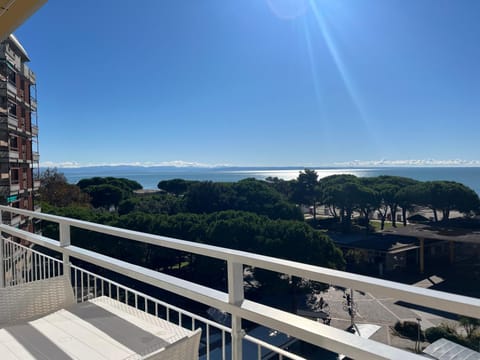 View (from property/room), Balcony/Terrace, Sea view