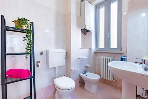 Toilet, Bathroom, bidet