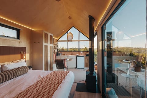 Kitchen or kitchenette, Photo of the whole room, Bedroom