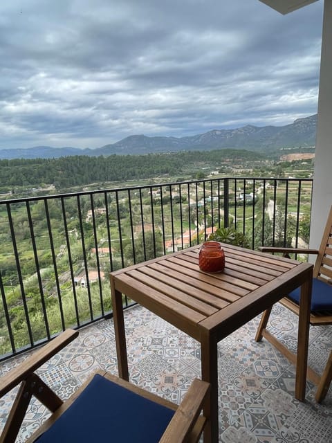 Natural landscape, Balcony/Terrace, Mountain view