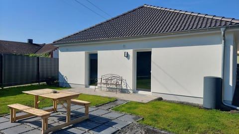 Property building, Garden, Garden view