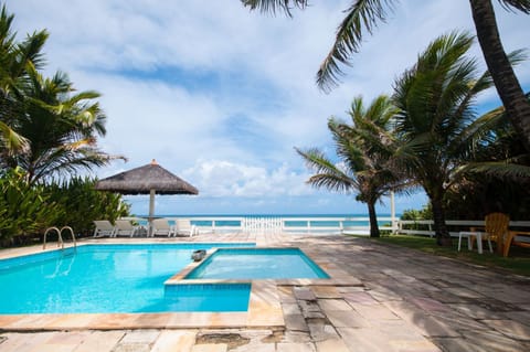 Patio, Day, Swimming pool