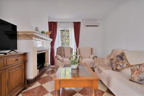 Apartamento con jacuzzi y parking en San Pedro - DEL VALLE 72 2 Apartment in San Pedro de Alcántara