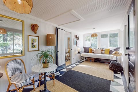 Lilly Bell Villa House in Chikaming Township