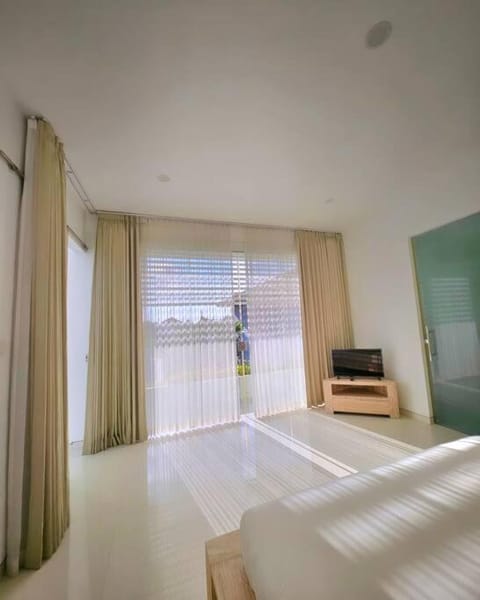 Nikaya Villa - 3 Bedrooms Near Seminyak Villa in Kuta