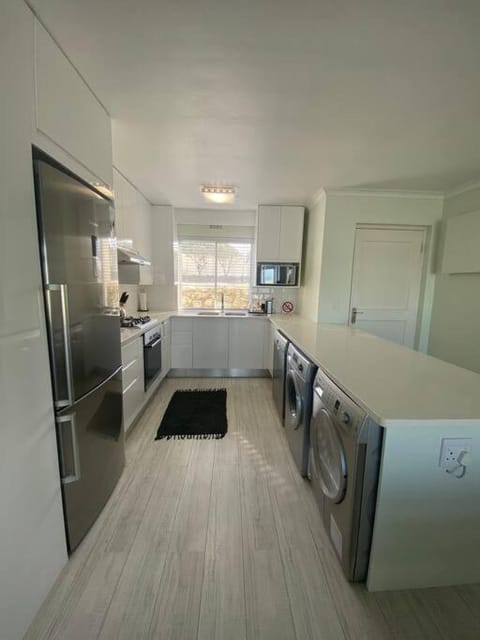 47 Whale Rock Estate Apartment in Hermanus