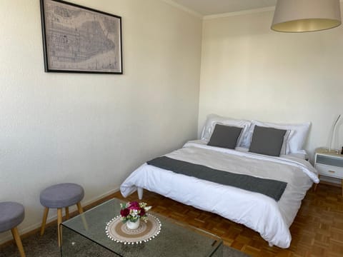 Beautiful studio 2 minutes from Lausanne Train Station Apartment in Lausanne