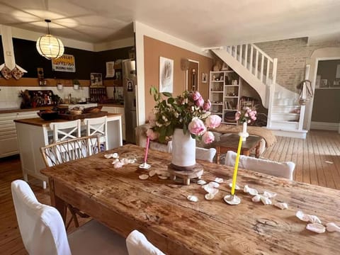 Casa Maôme, Charmant Gîte 8 personnes à Courseulles sur mer House in Courseulles-sur-Mer