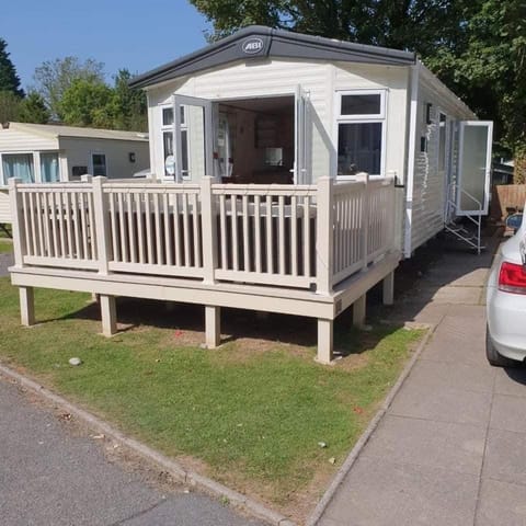 Kiln Park Campground/
RV Resort in Wales