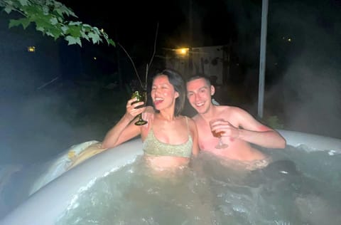 Night, Hot Tub