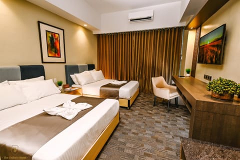 Bed, TV and multimedia, Photo of the whole room, Bedroom, Breakfast, Buffet breakfast, minibar, air conditioner