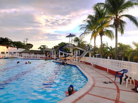 Swimming pool
