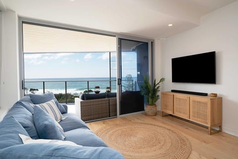 TV and multimedia, Living room, Sea view