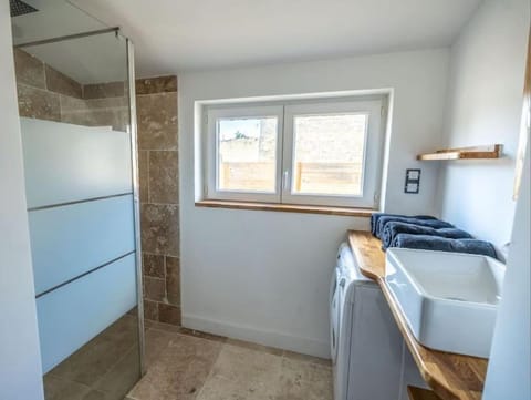 maisonnette au calme, proche CDG, Parc Expo, Arena Chalet in Île-de-France