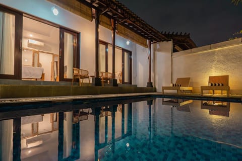 Seating area, Pool view, Swimming pool