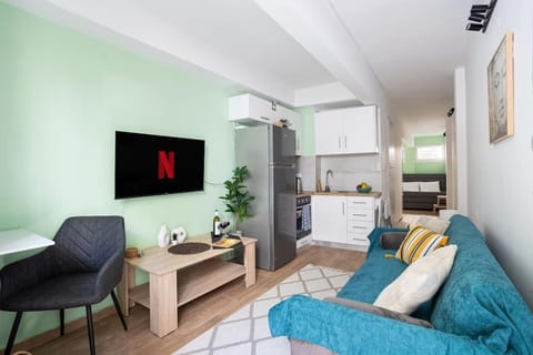 Kitchen or kitchenette, Living room, Photo of the whole room, Seating area