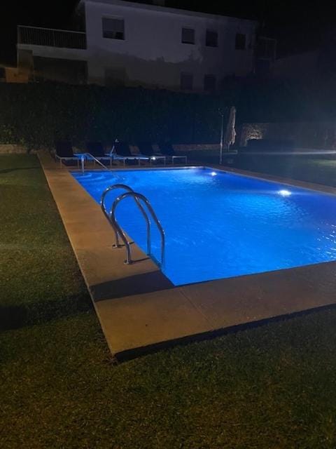 Night, Swimming pool