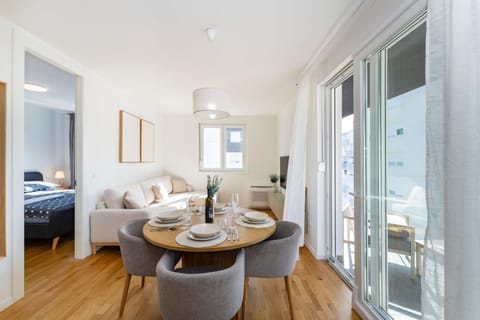 Luxury apartment Niko - garage space and panoramic view Apartment in Zadar