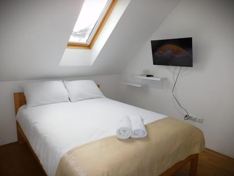 Gaia Aparthotel near Airport Inn in Sarajevo