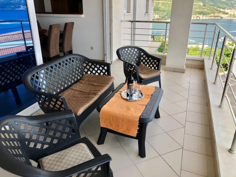 Balcony/Terrace, Seating area