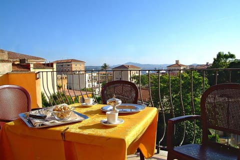 Day, Balcony/Terrace