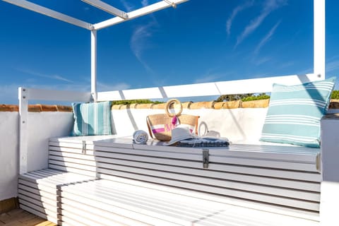 View (from property/room), Balcony/Terrace, Sea view