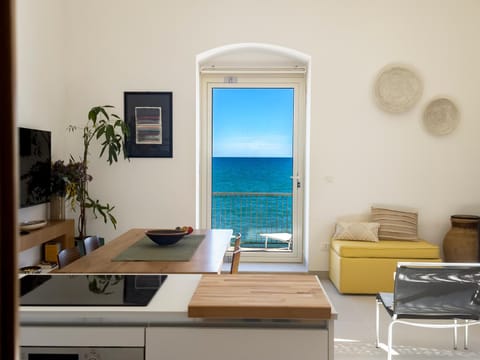 Living room, Sea view