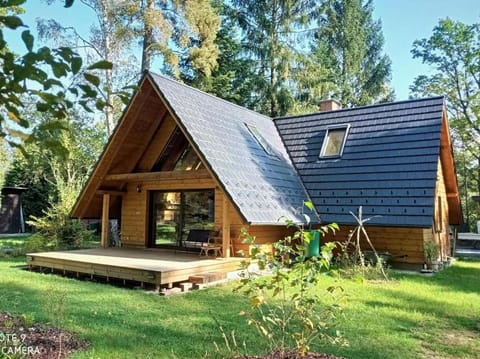 Property building, Day, Garden