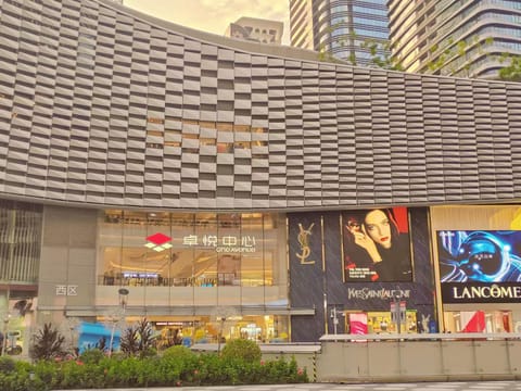Property building, City view