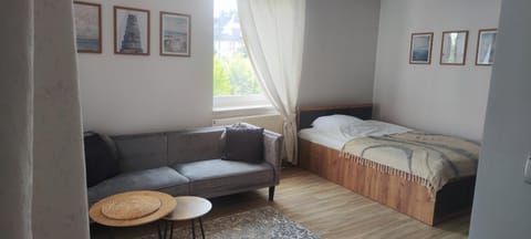 Photo of the whole room, Seating area, Bedroom
