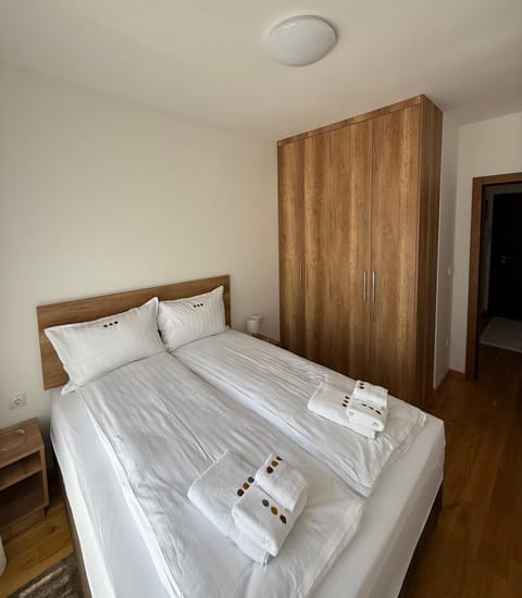 Bed, Photo of the whole room, Bedroom, towels, wardrobe