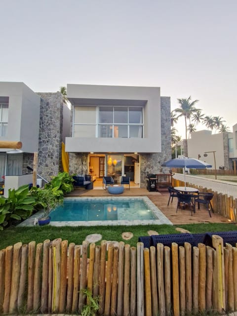 Garden view, Pool view, Swimming pool, sunbed