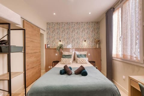 Evasion urbaine - Au pied des Quais de Seine Apartment in Saint-Denis, France