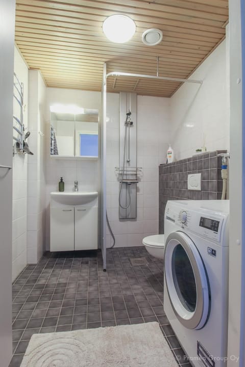 Shower, Bathroom, washing machine