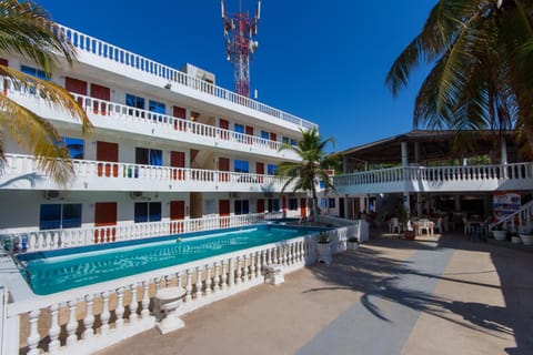 Property building, Balcony/Terrace, Pool view, Swimming pool