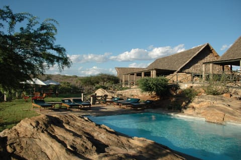 Property building, Day, Swimming pool, Swimming pool