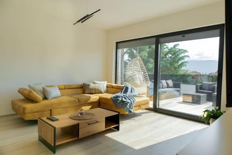 Villa - All Seasons Residence in Skopje Villa in Skopje