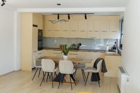 Villa - All Seasons Residence in Skopje Villa in Skopje