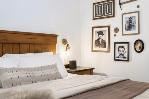 Inn History Tombstone Hotel in Tombstone