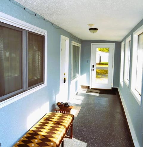 Red 4 Apartment in Grand Forks