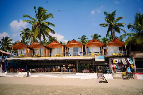 Property building, Natural landscape, Photo of the whole room, Beach, Beach, Sea view, Sea view, Location